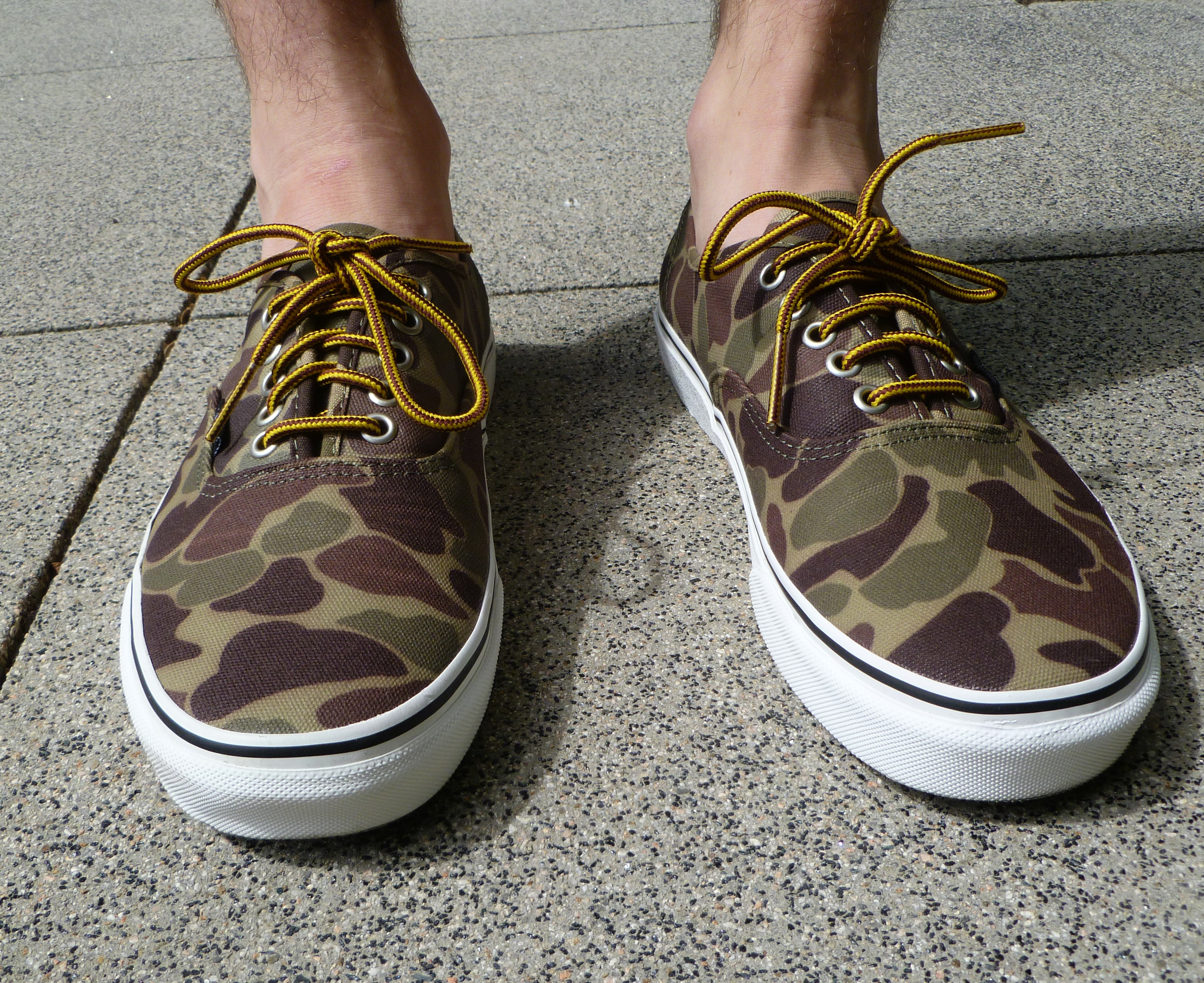 outfits with camo vans